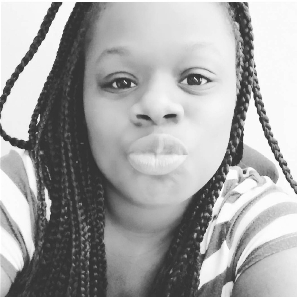Meet your Posher, Kyra